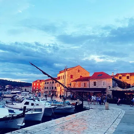 Apartamento 2 Stari Grad (Hvar)